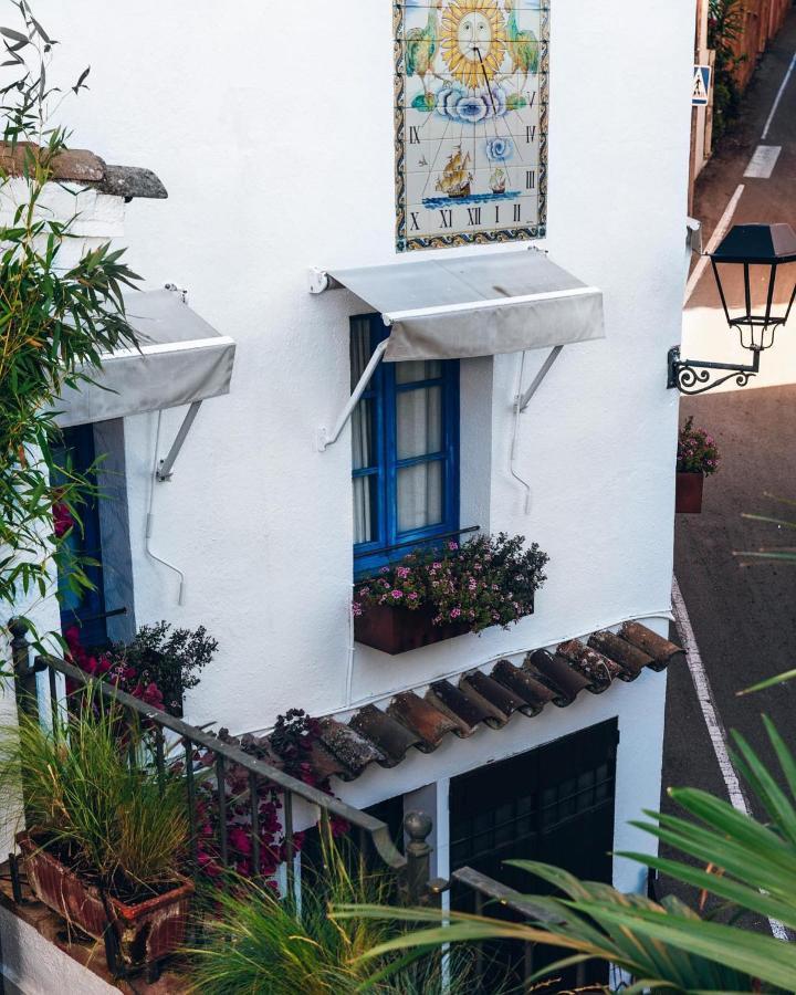 Hostal De La Placa - Hotel Boutique Cabrils Esterno foto