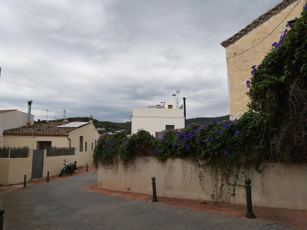 Hostal De La Placa - Hotel Boutique Cabrils Esterno foto