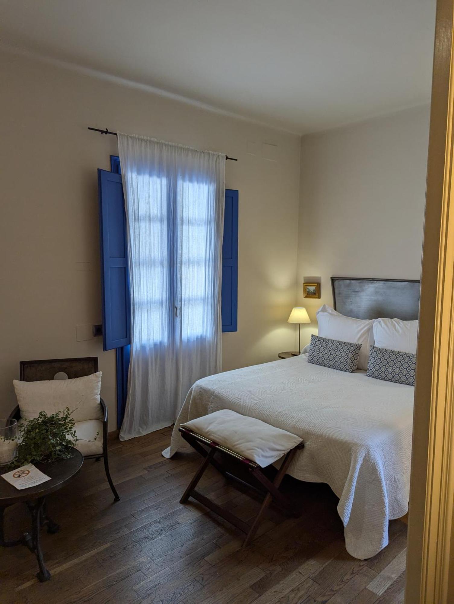 Hostal De La Placa - Hotel Boutique Cabrils Esterno foto