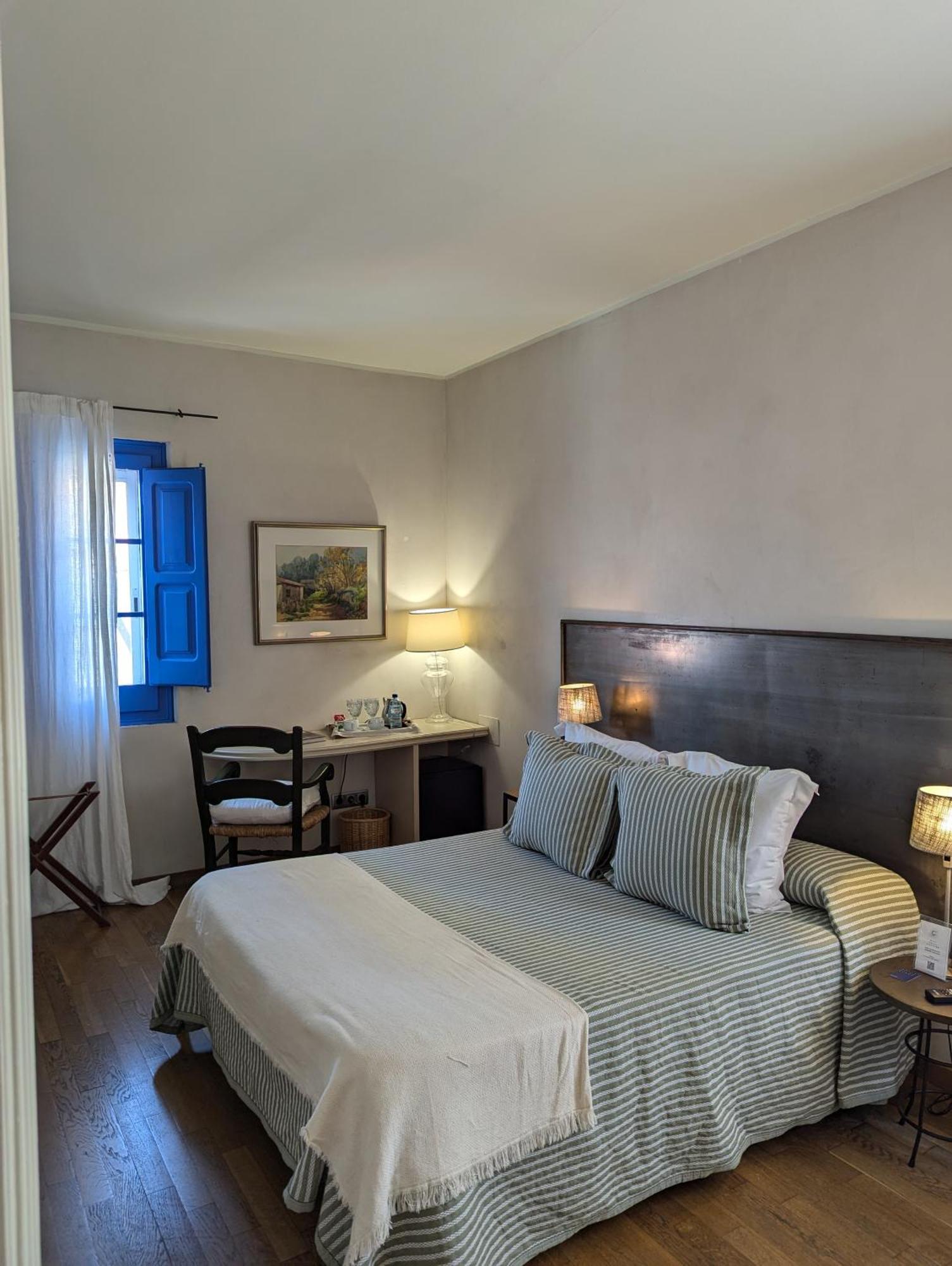Hostal De La Placa - Hotel Boutique Cabrils Esterno foto